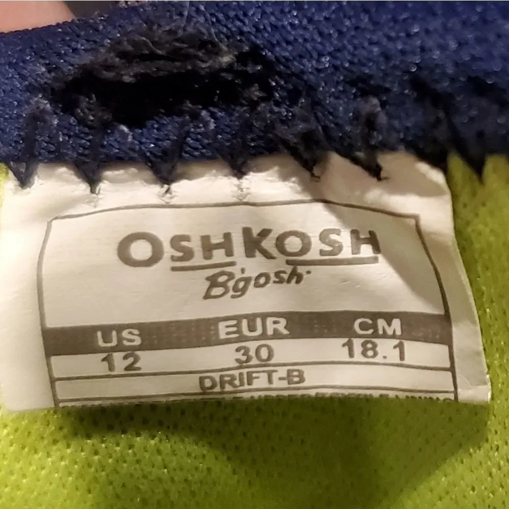 OshKosh B'Gosh Water Shoes Size 12/18.1 cm